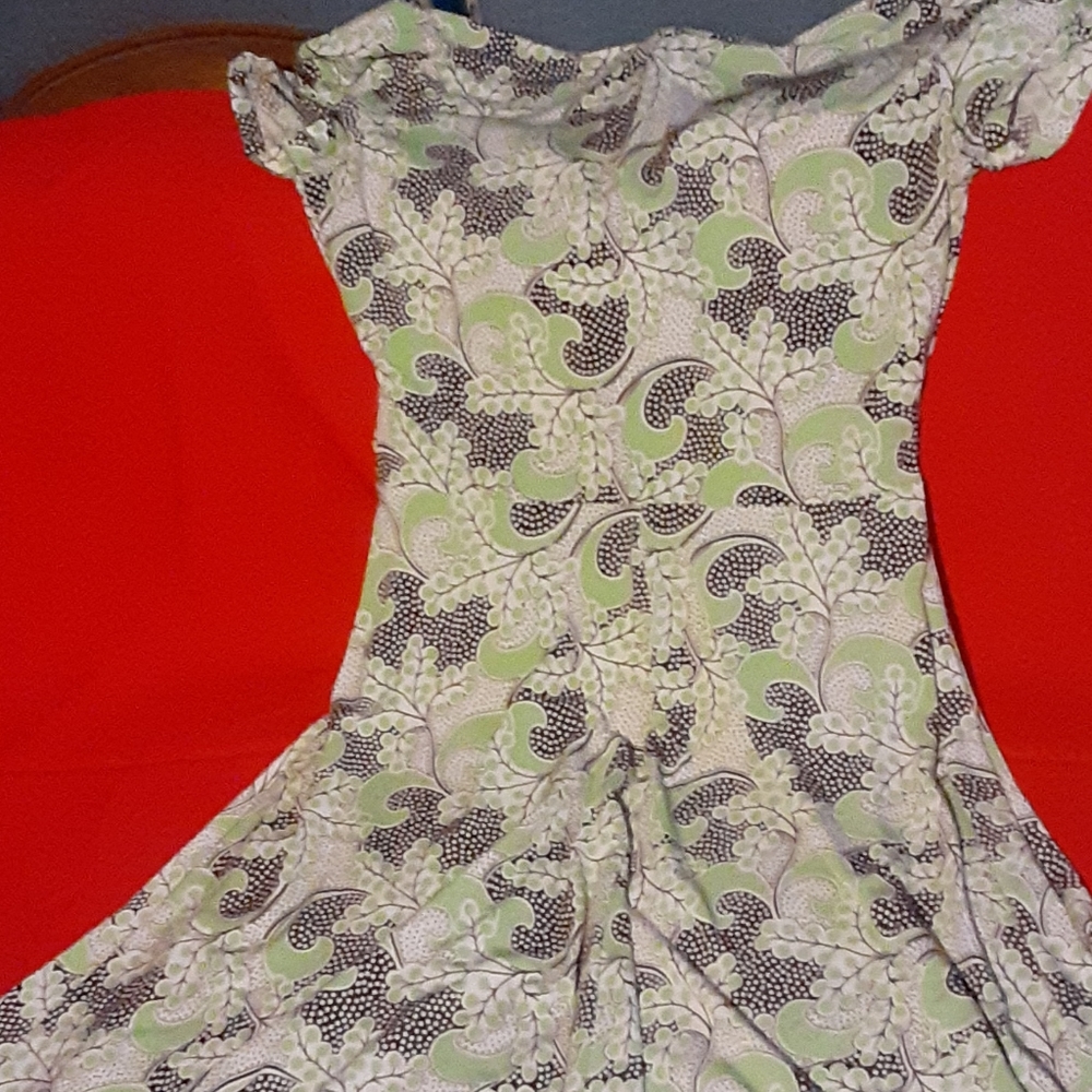Dress - Picture 3 of 3